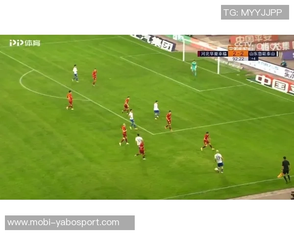 袁甲评艾堃蓉城第一球争议与费莱尼事件惊人相似引发热议